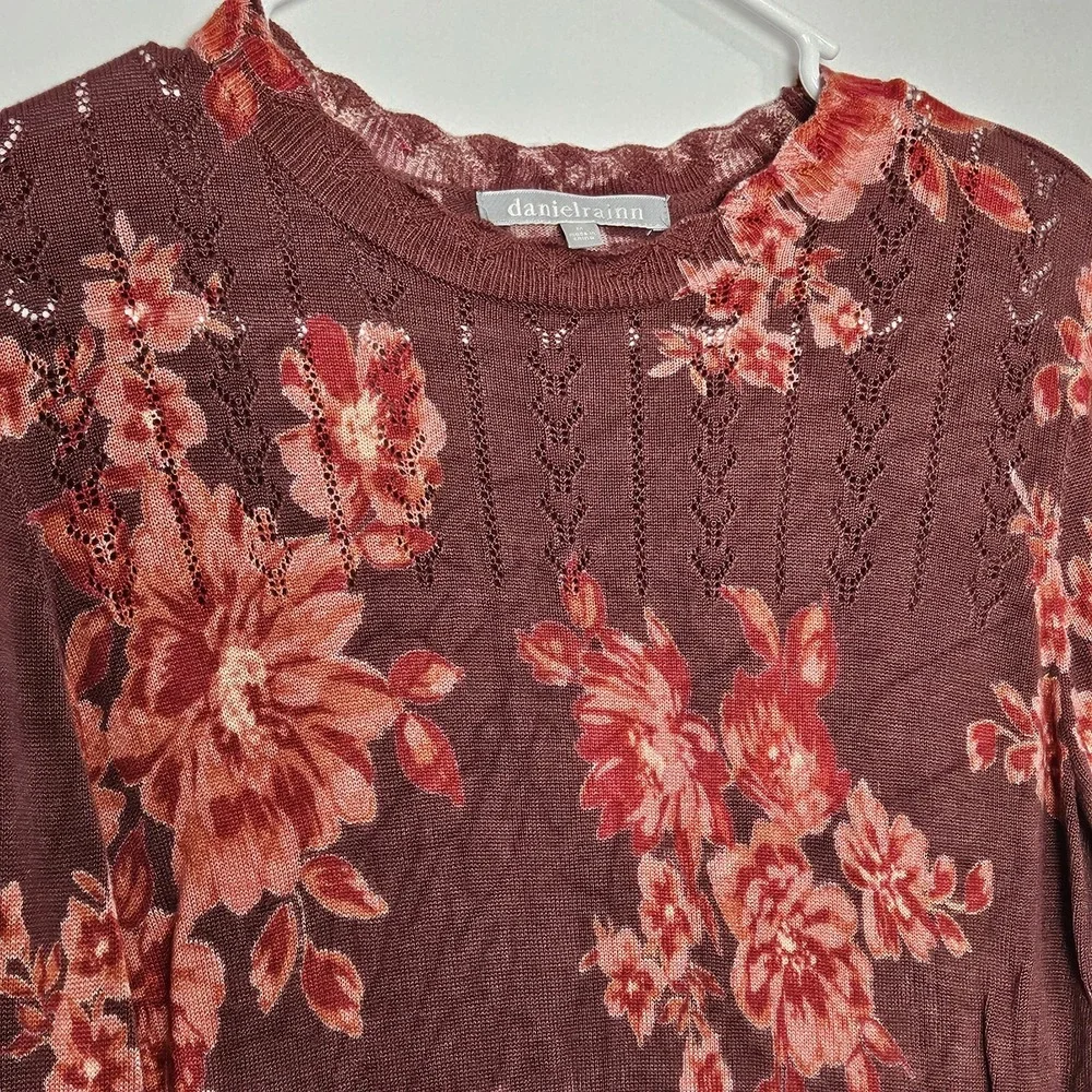 Daniel Rainn Women's Sz M Lightweight Knit Floral Sweater Long Sleeve‎ Viscose